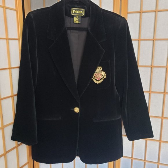 Ivana Trump Velvet Blazer - Picture 2 of 9